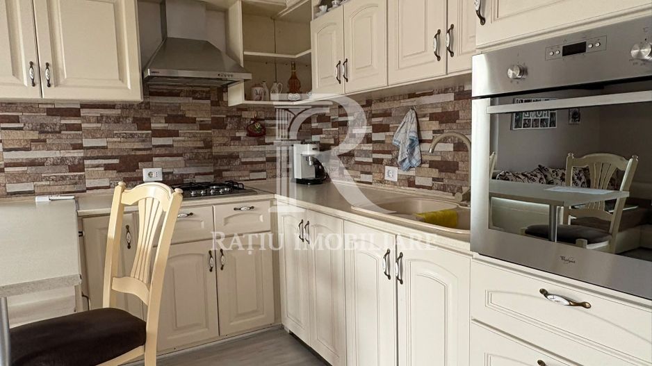 Apartament cu 3 camere de inchiriat | Etajul 1 | Oradea - Poză 11