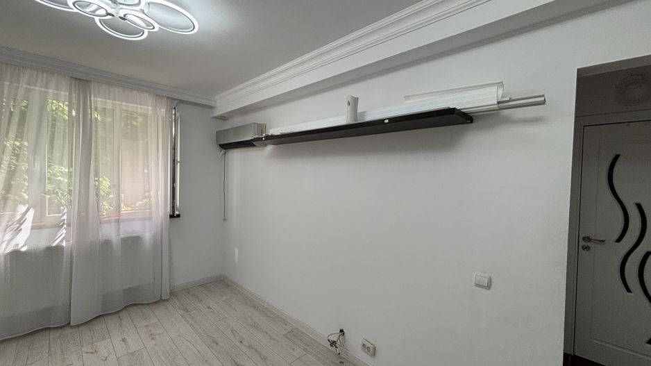 Apartament 3 camere Ozana – etaj 1, parcare inclusă, pet friendly, semi-mobilat - Poză 2