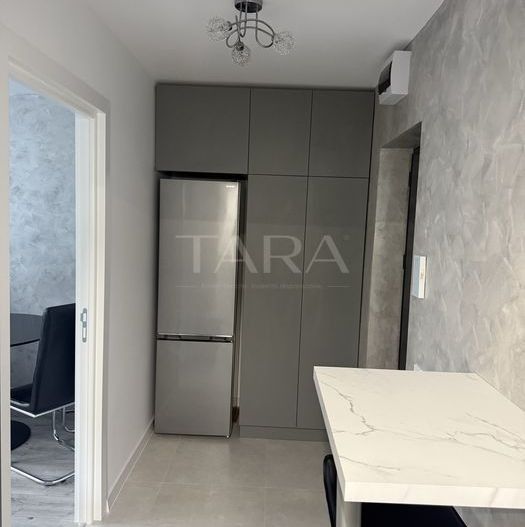 Apartament cochet, complet mobilat, în inima cartierului Plopilor. - Poză 3