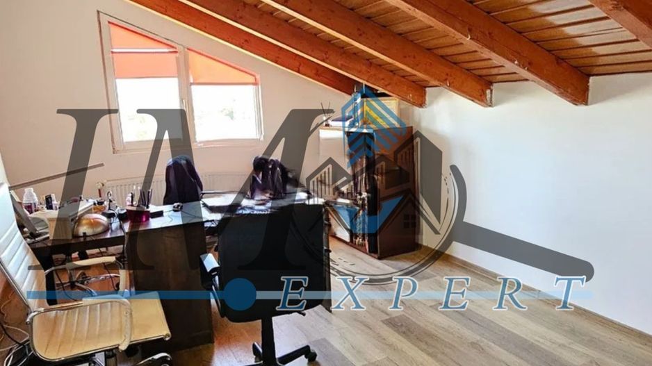 Apartament de vanzare cu 4 camere in zona Centru Alba Iulia - Poză 8