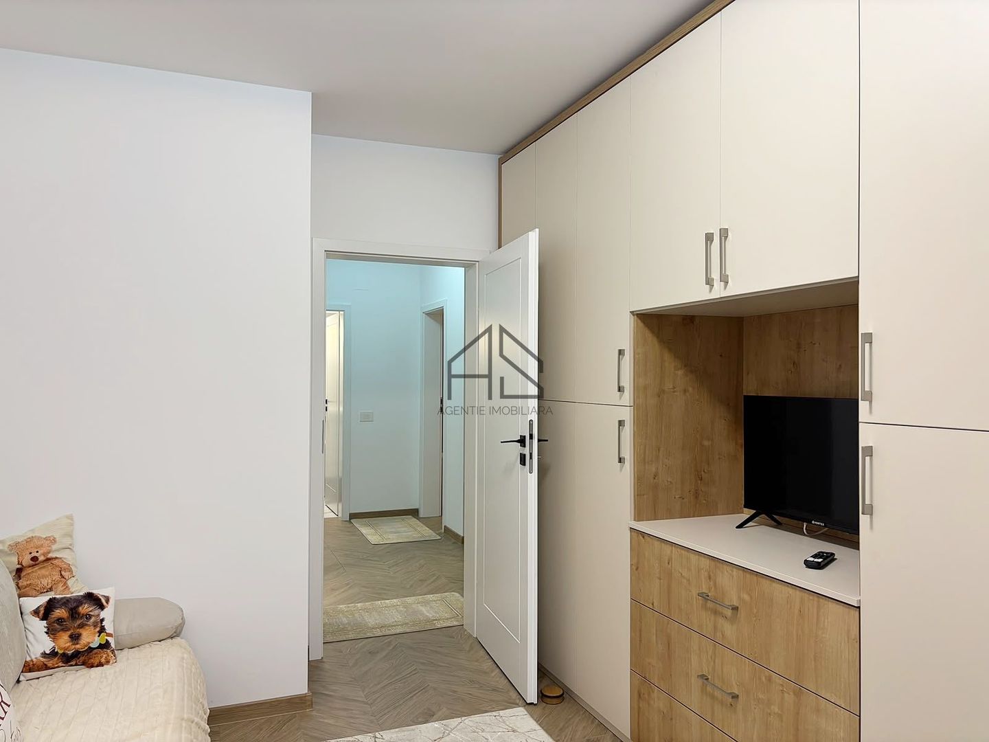 De închiriat | 3 camere | 2 bai | Prima inchiriere | Vladimirescu - Poză 7