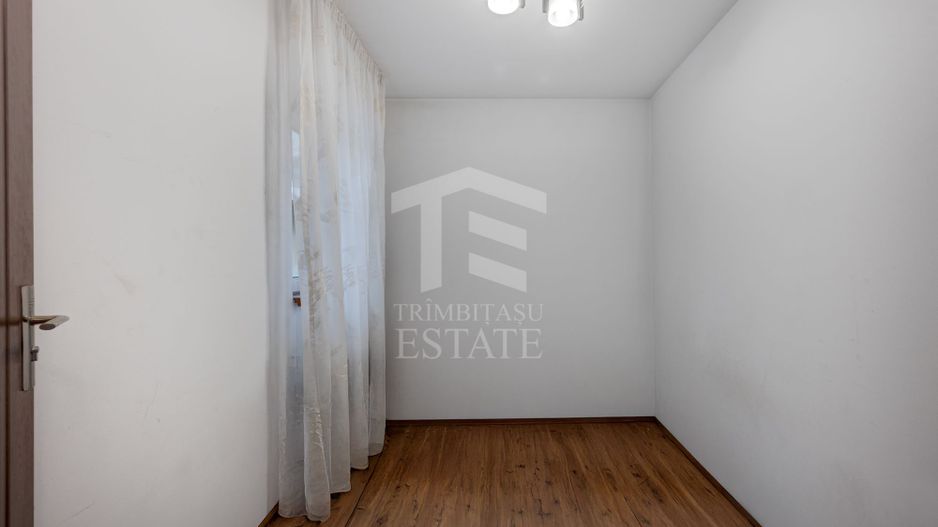 2 Apartamente  in Vila 5 Cam Metrou Basarab Gara de Nord - Poză 27
