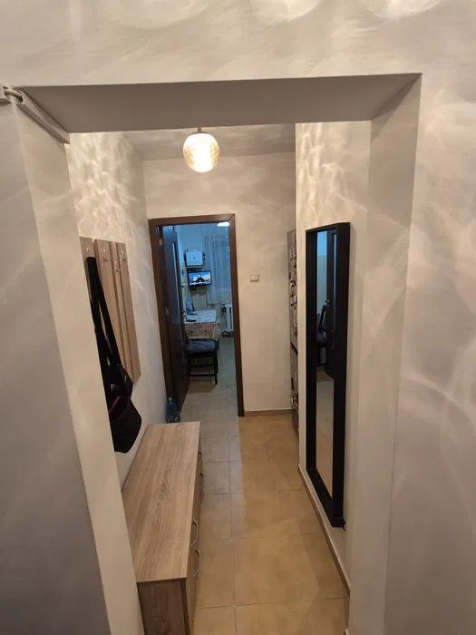 Garsoniera 42mp - Metrou 1 Decembrie - Etaj Intermediar - Poză 2