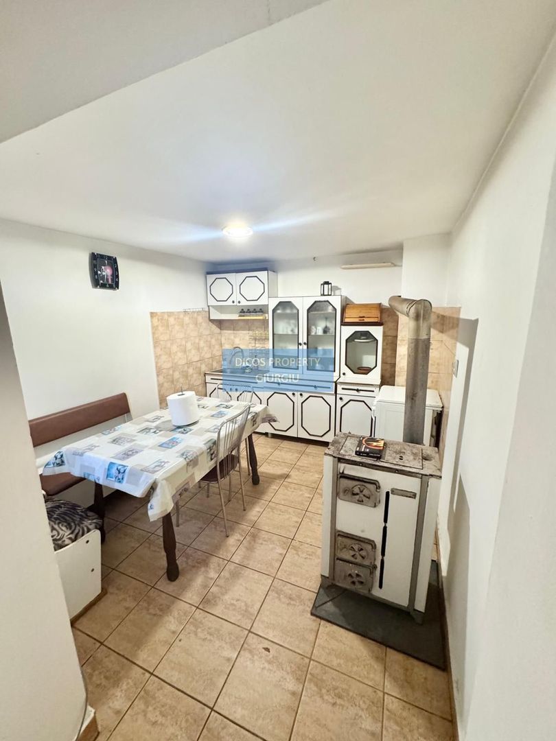 Casă de vânzare – Strada Ramadan - Poză 11