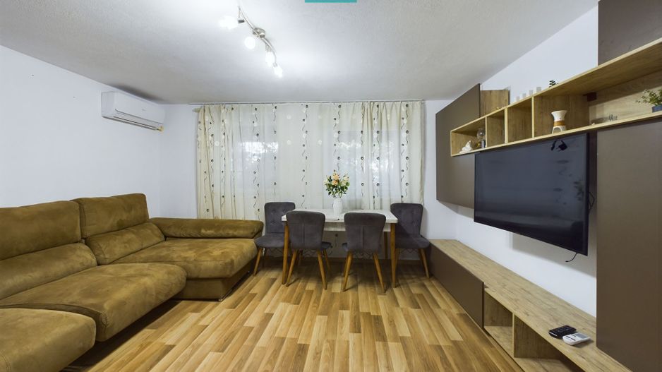 Casă la cheie în Uta - Poză 5