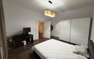 Apartament 3 camere amenajat lux zona Sinaia - Poză 10