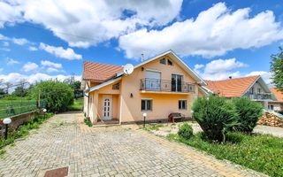 Duplex Zona Linistita Carpinis - Poză 1