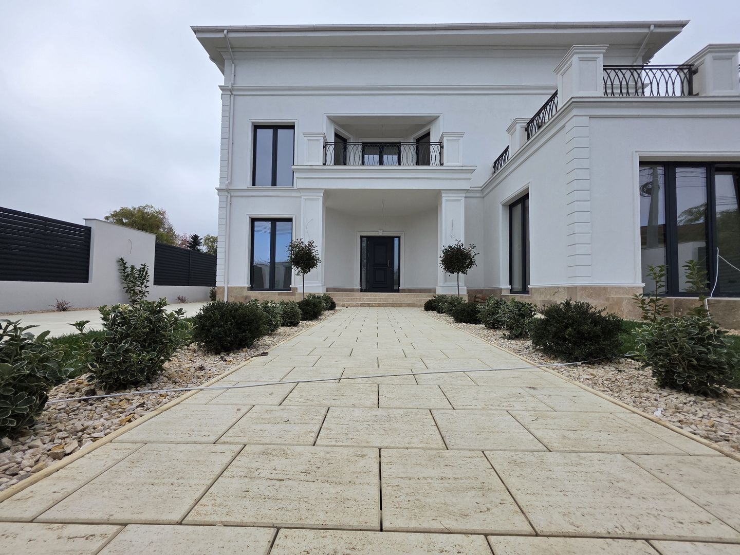 Vila superba excelent pozitionata in Pipera - Poză 3