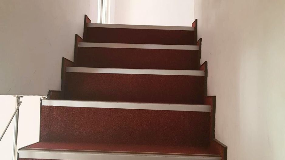 Hotel cu arhitectură montană deosebită poziționare premium Sâmbătă de Sus - Poză 13