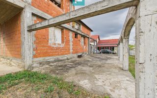 Casă la roşu S+P+1 în Bodrogu Nou - Poză 4