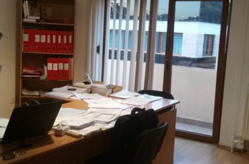 Apartament 3 camere in Romana, anexe, boxa - Poză 19