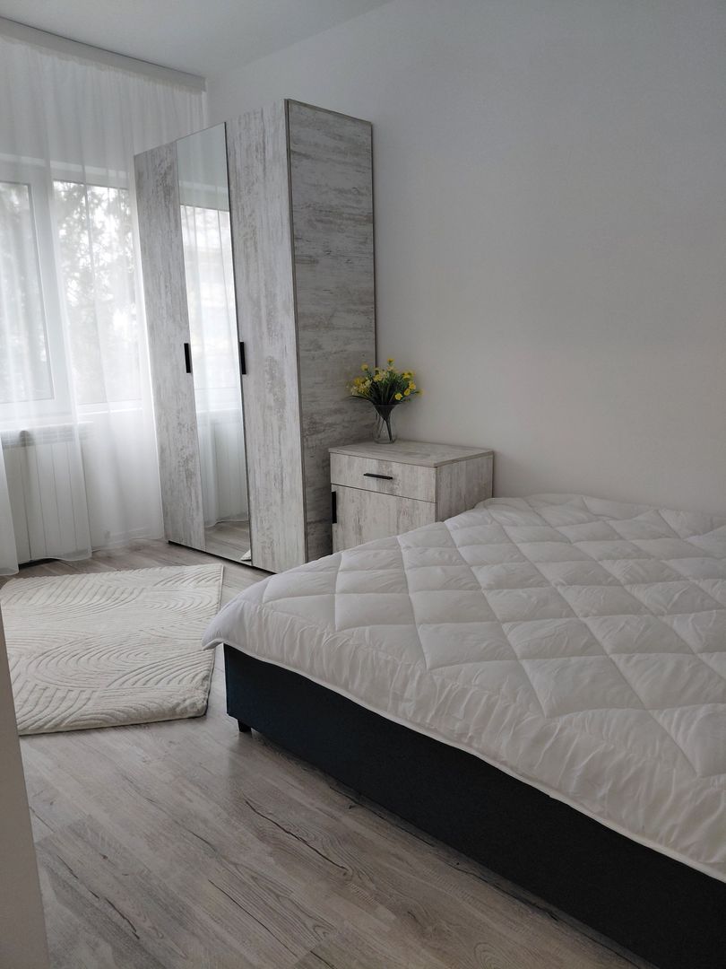 🏡  Apartament 3 camere – Micro 16,  etaj 2, (în spate la Siret) - Poză 13