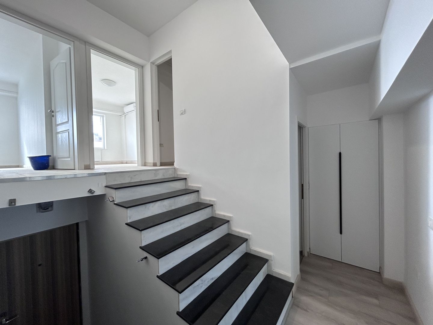 De vanzare apartament Samantha Urcator zona Polivalenta - Poză 7