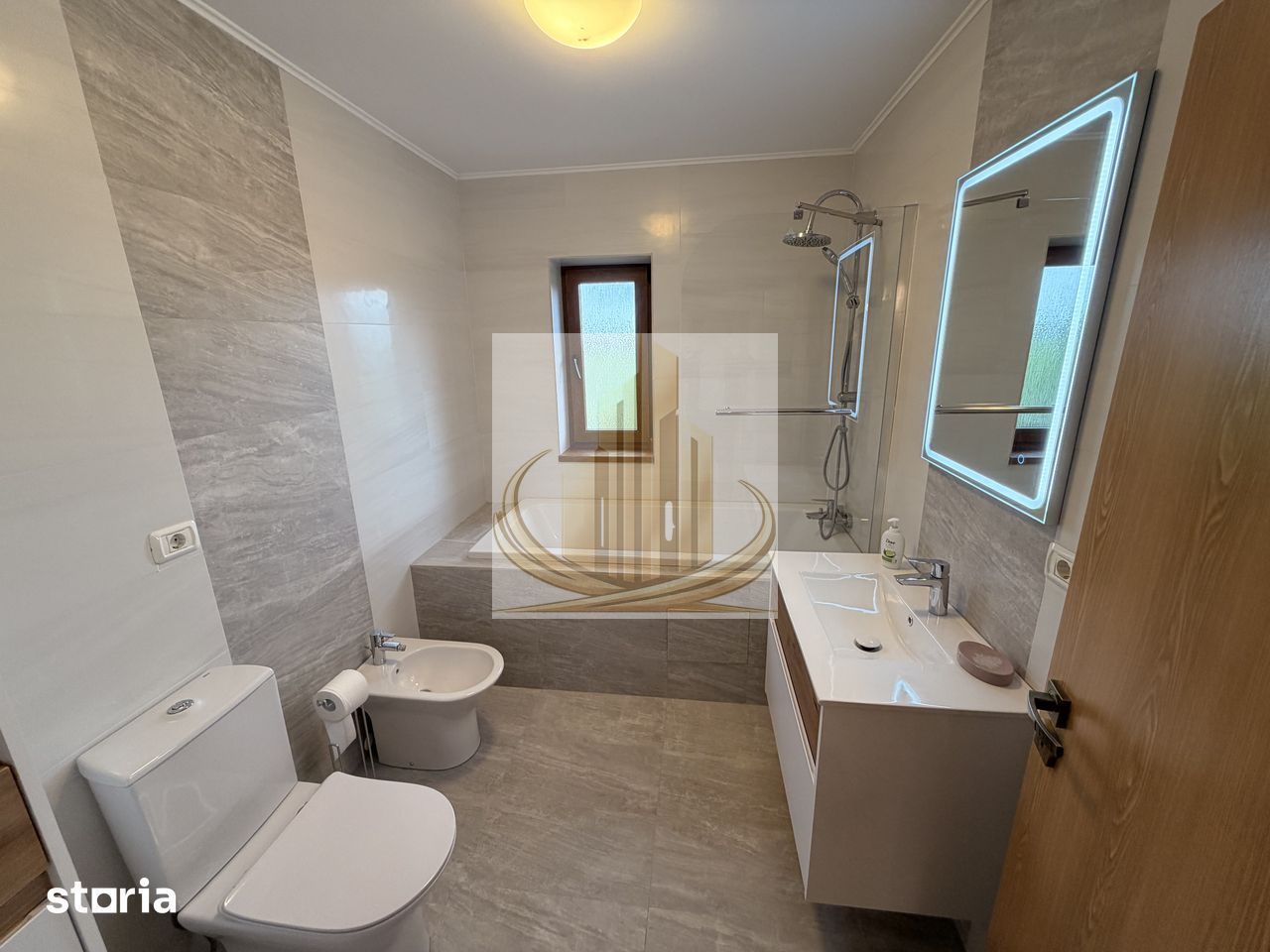 Duplex complet renovat | 154 mp | Panouri fotovoltaice | Dumbravita - Poză 9
