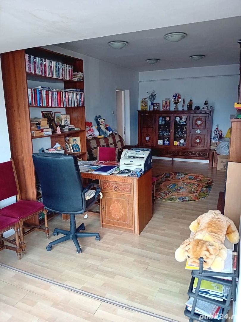 Apartament 4 camere | Zona Port | Vedere directă la Dunăre - Poză 3