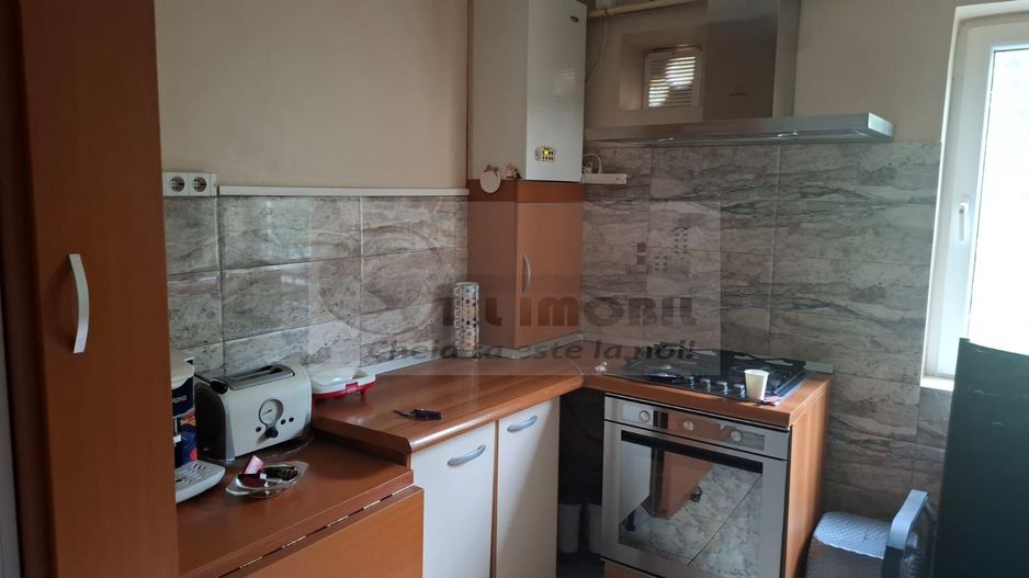 Apartament 3 Camere Podul de Piatra - 550 euro - Poză 5