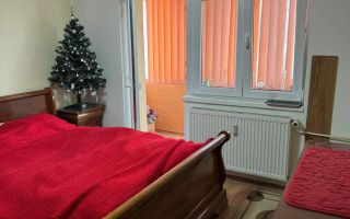 Vand apartament 3 camere, Zona Soarelui, Mobilat si Utilat, Garaj in baterie - Poză 3
