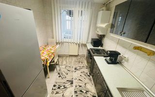 Apartament cu 3 camere de inchiriat-Central - Poză 4
