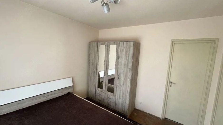 Apartament 2 camere zona Piata Centrala - Poză 1