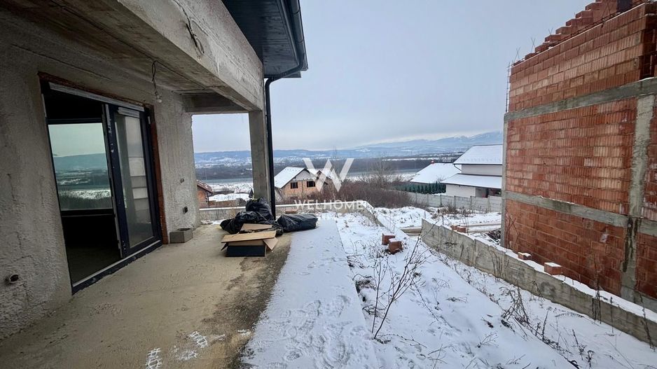 Casă individuală pe un nivel cu vedere panoramică spre munte - Poză 2