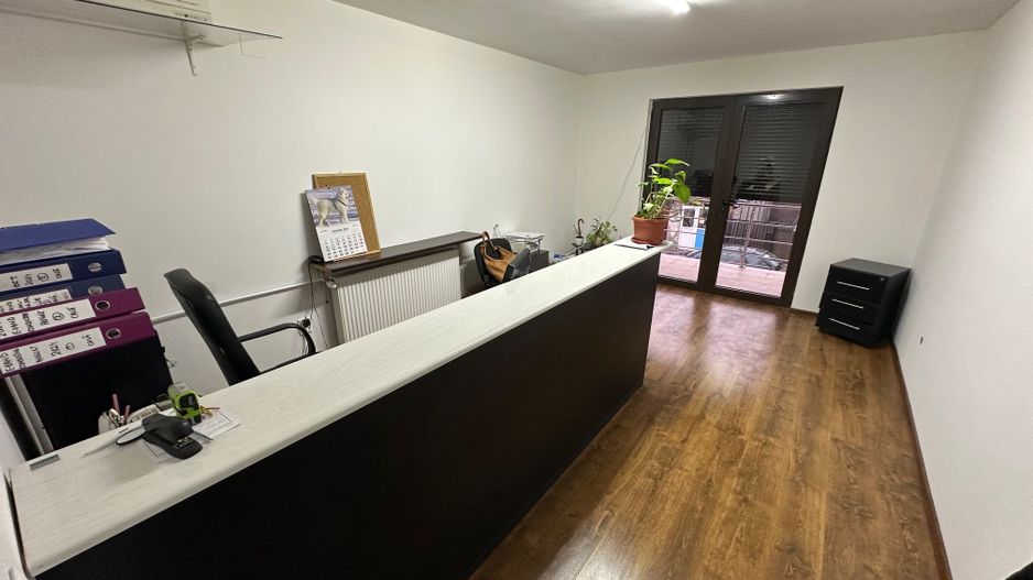 Cladire pretabila spațiu birouri/ clinica - Poză 4