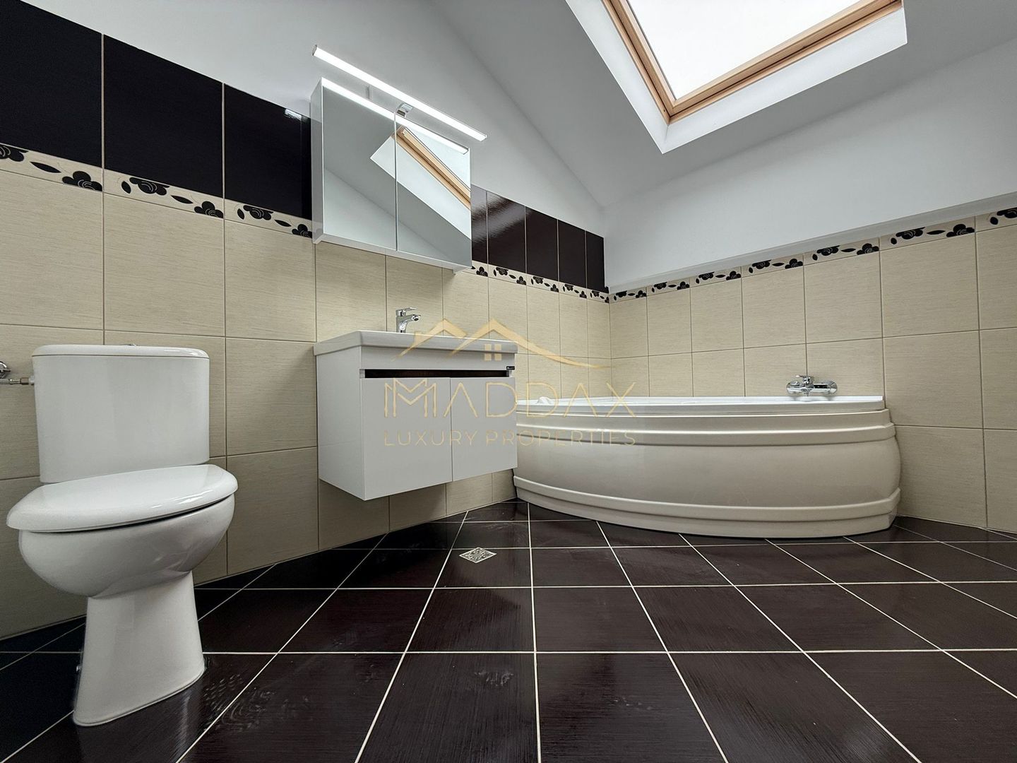 Vila moderna Corbeanca-spatiu, confort si intimitate - Poză 38