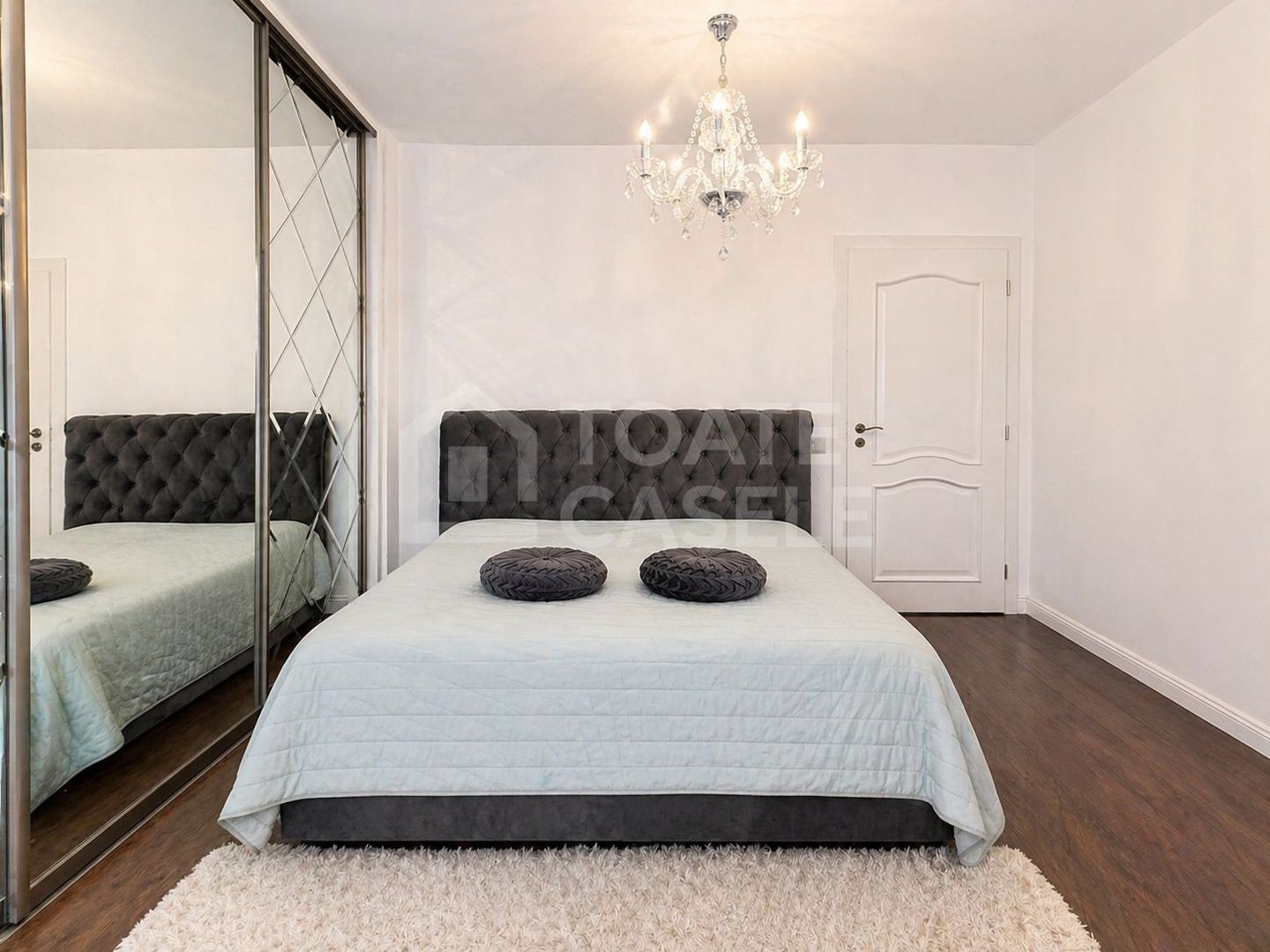 Apartament 3 camere, mobilat, utilat, garaj, zona Vivo - Poză 3