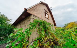 Lot pomicol de 6 ari în Ialoveni, cu construcție auxiliară. - Poză 5