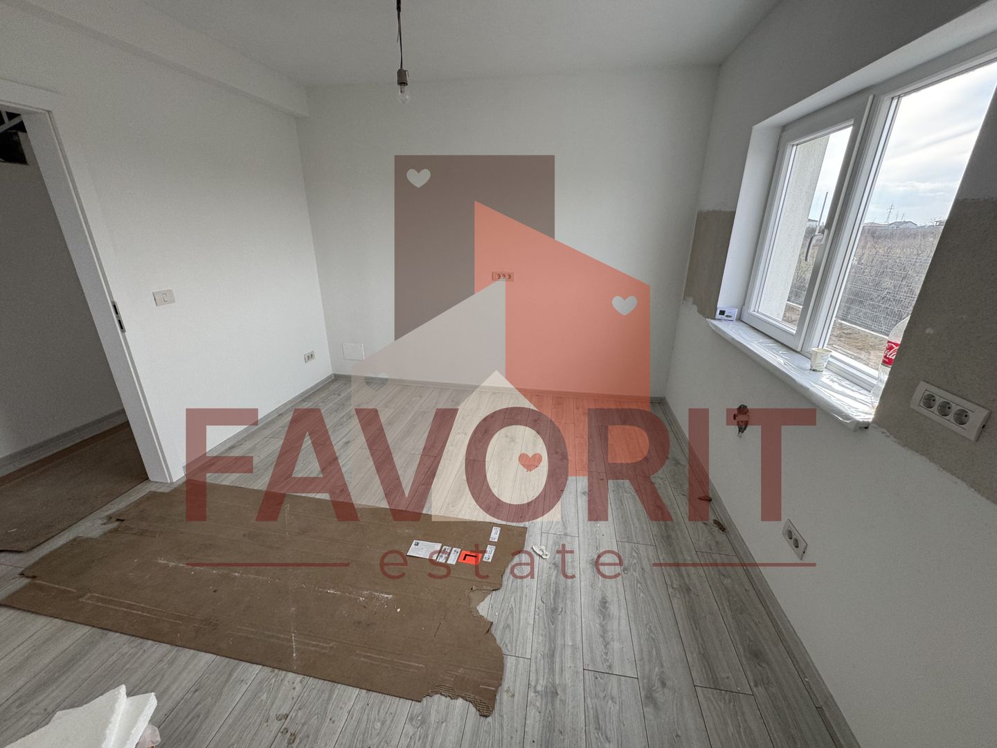 Finisat la cheie. Bucatarie inchisa. 311 mp teren - Poză 3