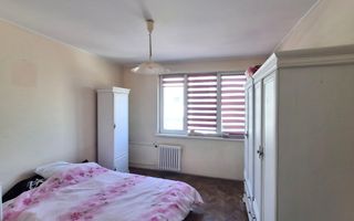 De Vanzare Apartament 2 Camere Pajura - Poză 4