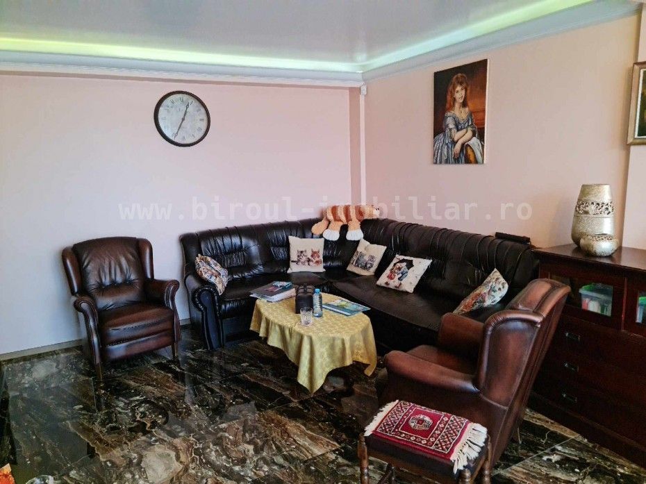 Vilă Turistică Superbă în Costinești, la doar 500m de plajă! - Poză 3