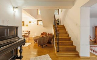 Vila unicat aproape de lac - Poză 14