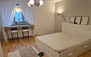 Vanzare 2 camere |  Vila | Renovat | Centrala | P-ta  Victoriei - Poză 1