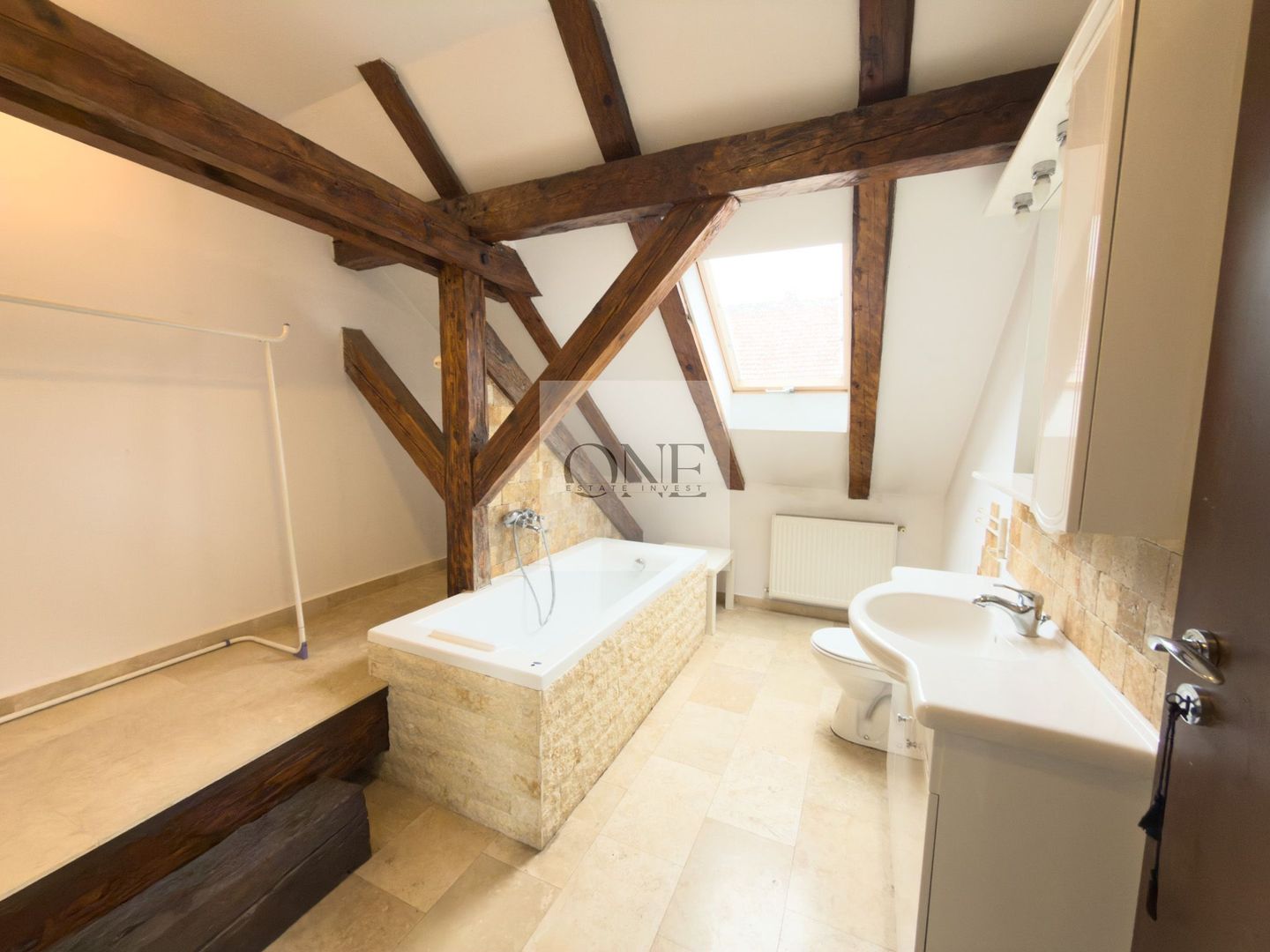 Apartament la casa, zona Patria - Poză 13