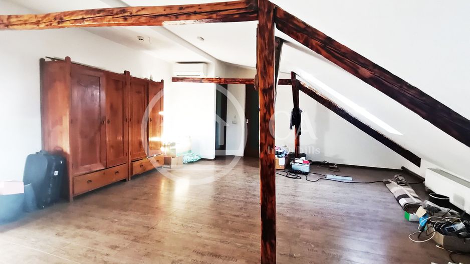 Apartament cu 3 camere la curte comuna de vanzare Ultracentral, Oradea - Poză 10