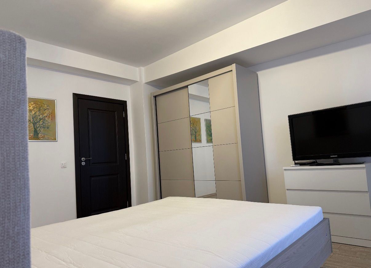 AP. 2 CAMERE BUCURESTII NOI, PRIMA INCHIRIERE, LOC PARCARE, RENOVAT - Poză 2