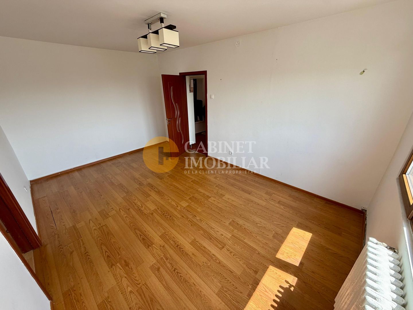 3 Camere SemiDecomandat  - Bloc fara risc - Podu Ros - Poză 2