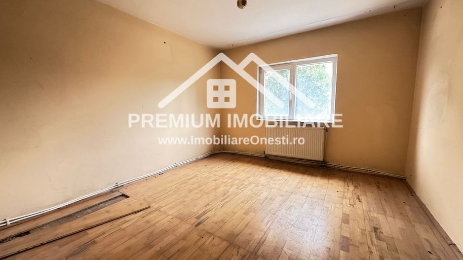Apartament cu 3 camere decomandat - Poză 1