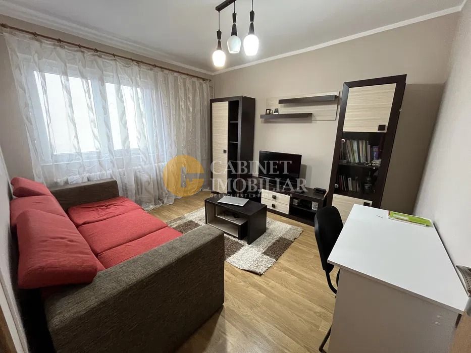 Mircea cel Batran - 2 Camere Decomandat - Etaj Intermediar - Poză 1