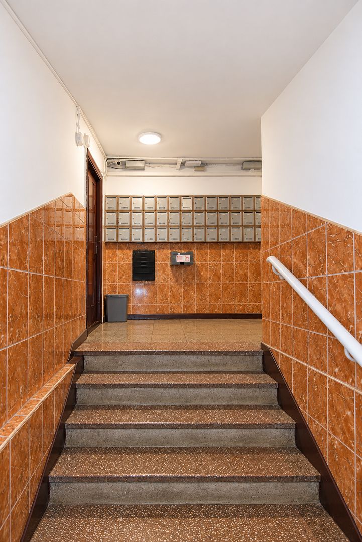 Garsoniera 30mpu+5mp balcon,1979, Campia Libertatii - metrou Muncii - Poză 11