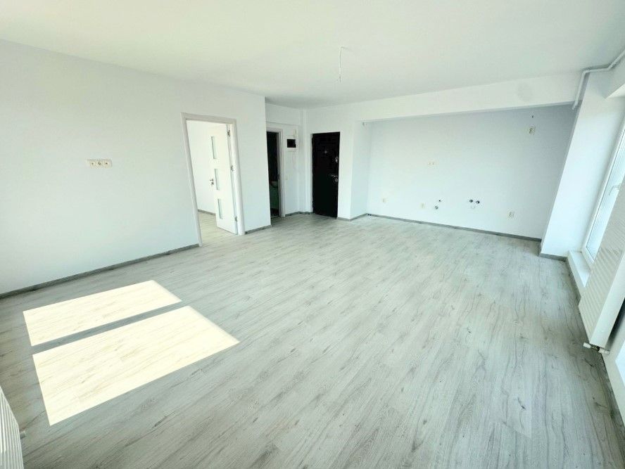 Apartament 3 camere + terasă 40 mp | Preț imbatabil în Otopeni - Poză 4