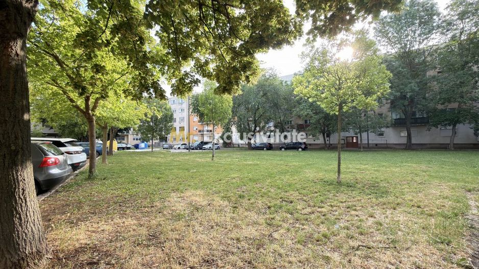Apartament 4 camere Etaj IV, MV1, Zona Ludy - Str. Regele Ferdinand I - Carei - Poză 19