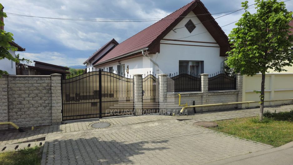 Casa individuala de vanzare, Oarda - Poză 1