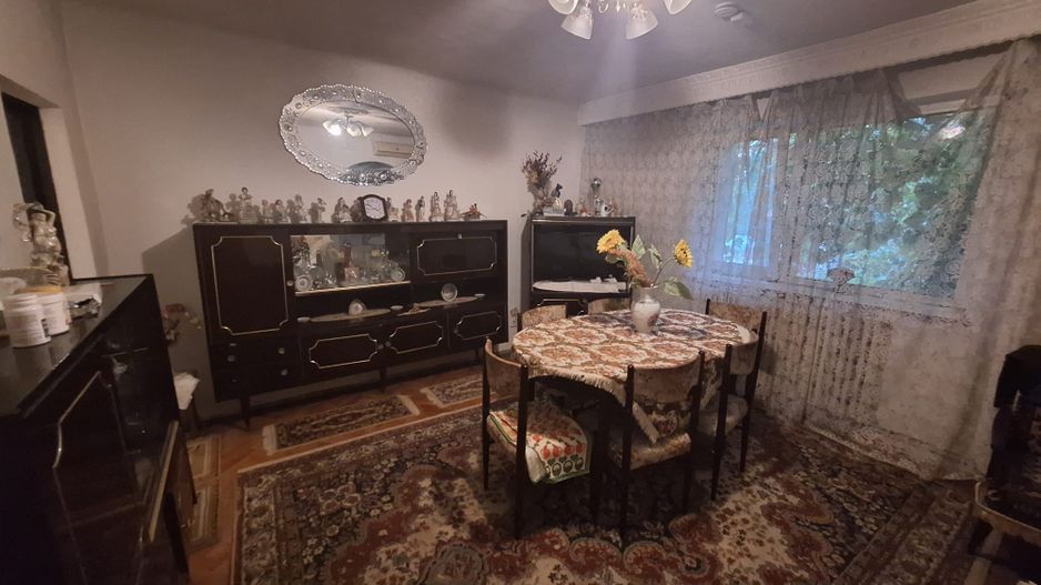 Casa Individuala, 105mp utili, 636mp teren - Zona Cetate - Poză 2