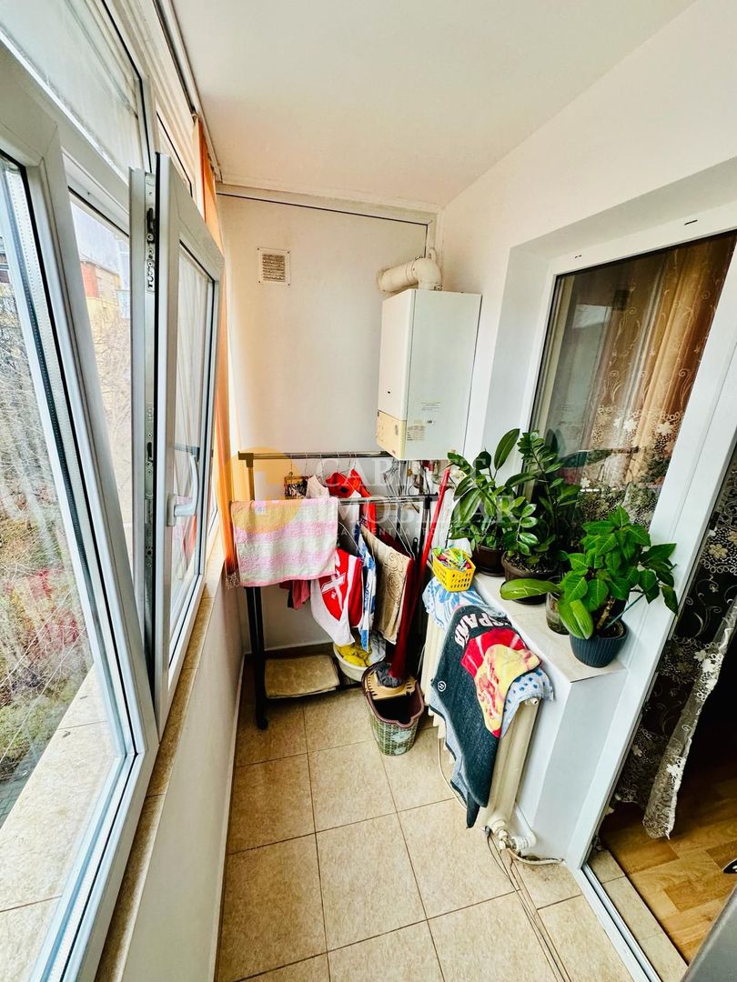 Apartament cu 2 Camere - Etaj 2 - Zona Alexandru / Liceul Miron Costin - Poză 6