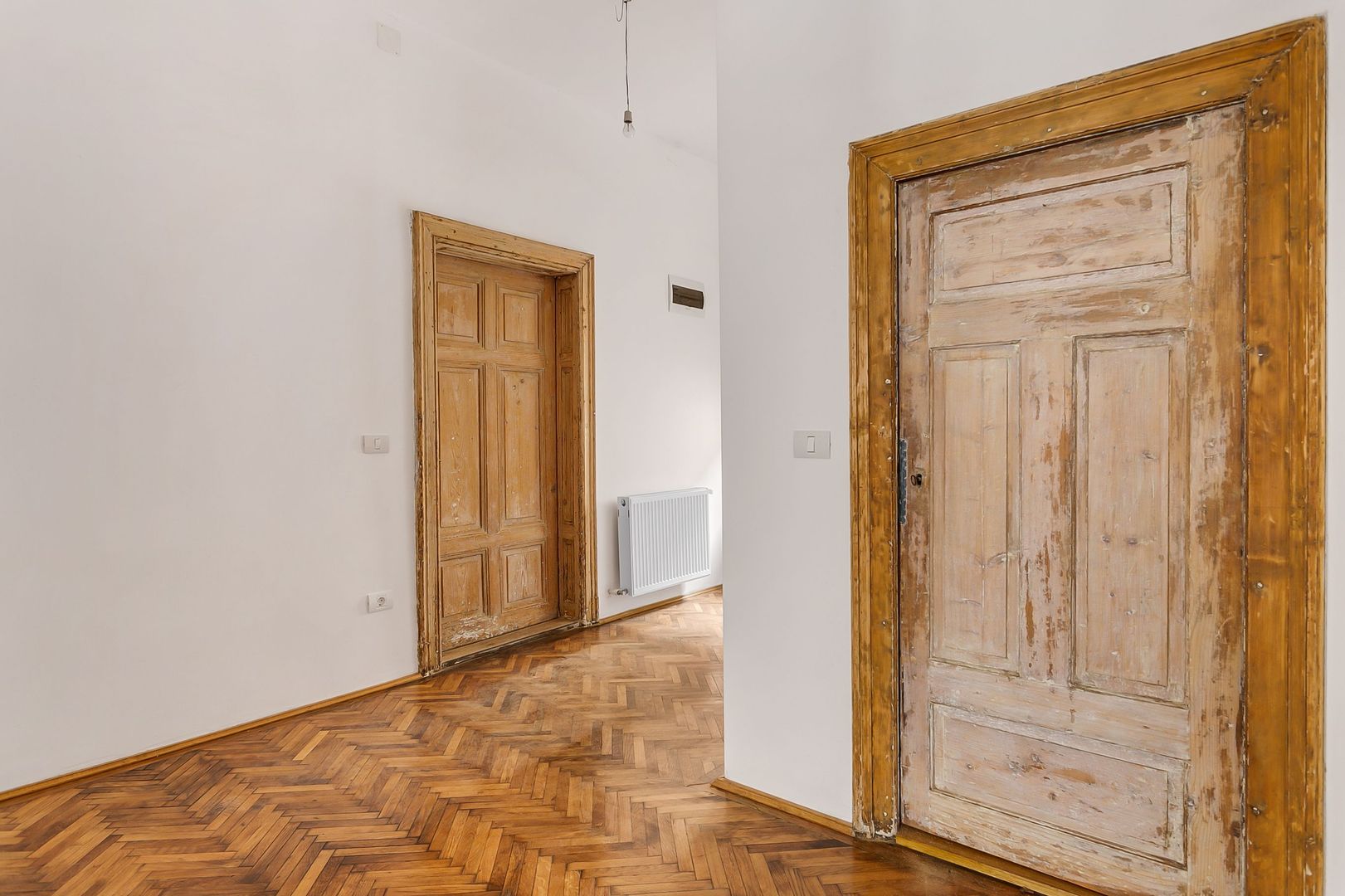 Apartament istoric ultracentral - Poză 13