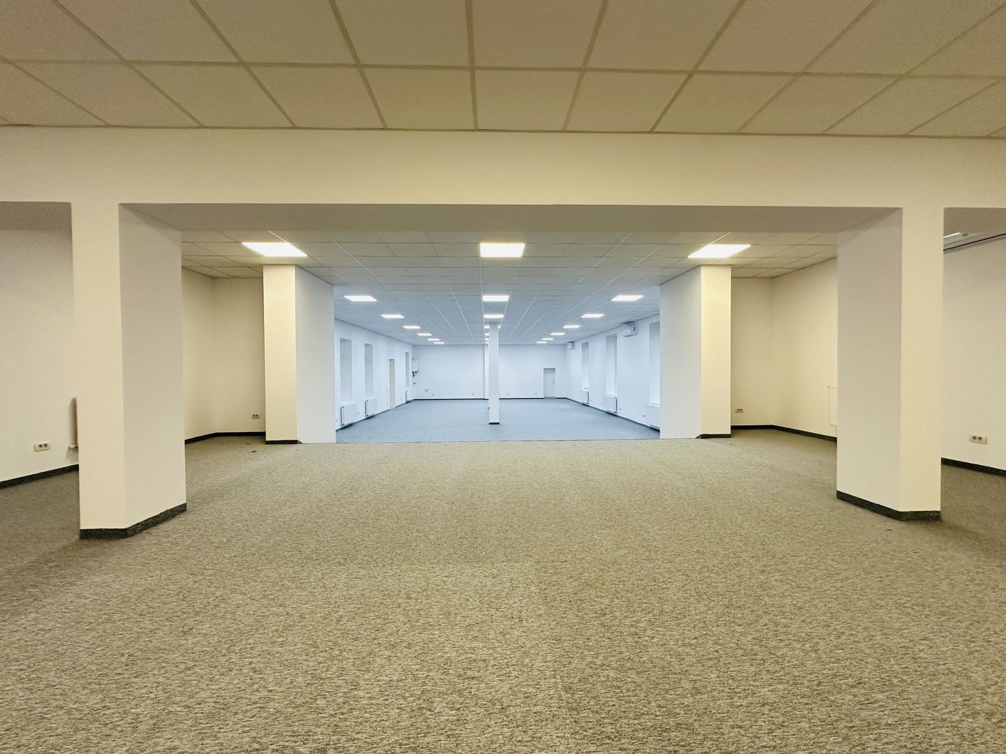 Oferta Inchiriata -Cladire Birouri Clasa A - Renovata integral | 276 mp | Com 0% - Poză 23