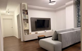 Apartament modern cu 4 camere într-o zonă liniștită aproape de Centru. - Poză 1