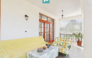 Vilă cu arhitectură deosebită în Aradul Nou - Poză 10