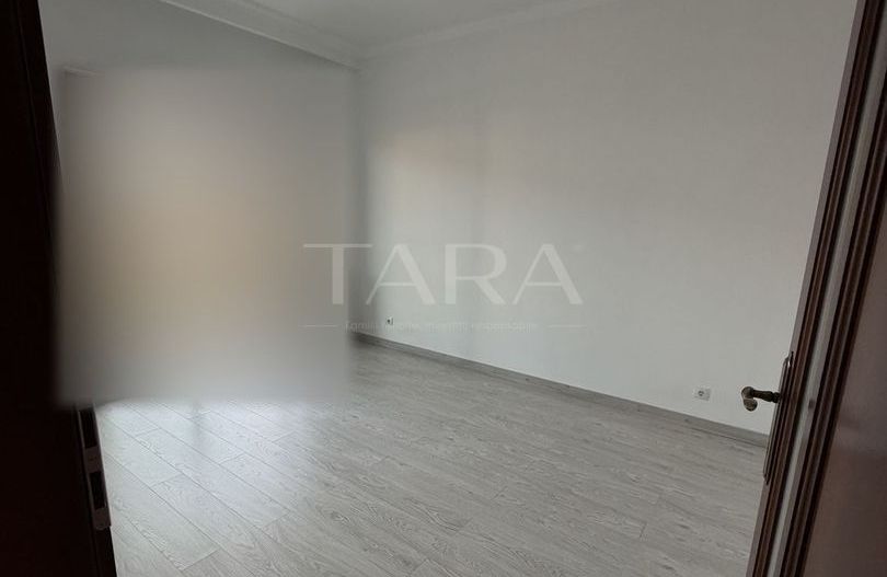 Casă tip duplex, modernizată integral, în zona Terra – Florești. - Poză 3